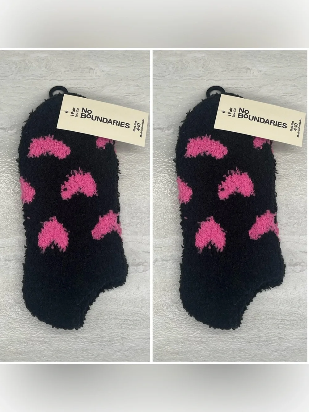 💫 $3 Two Pairs of Fuzzy Socks by No Boundaries ~ Black with Pink Hearts NWT